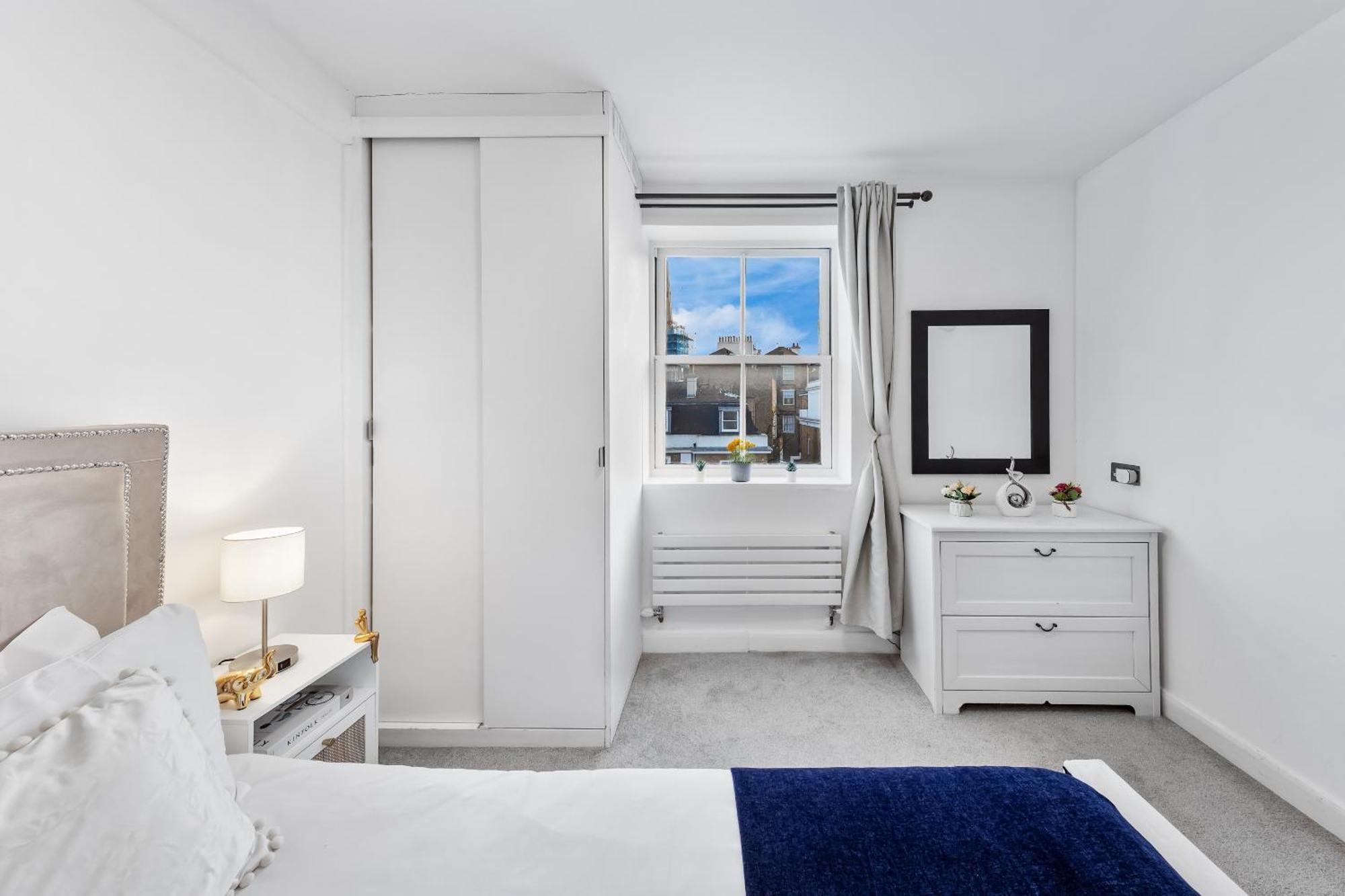 Charming Apartment By Hyde Park ลอนดอน ภายนอก รูปภาพ