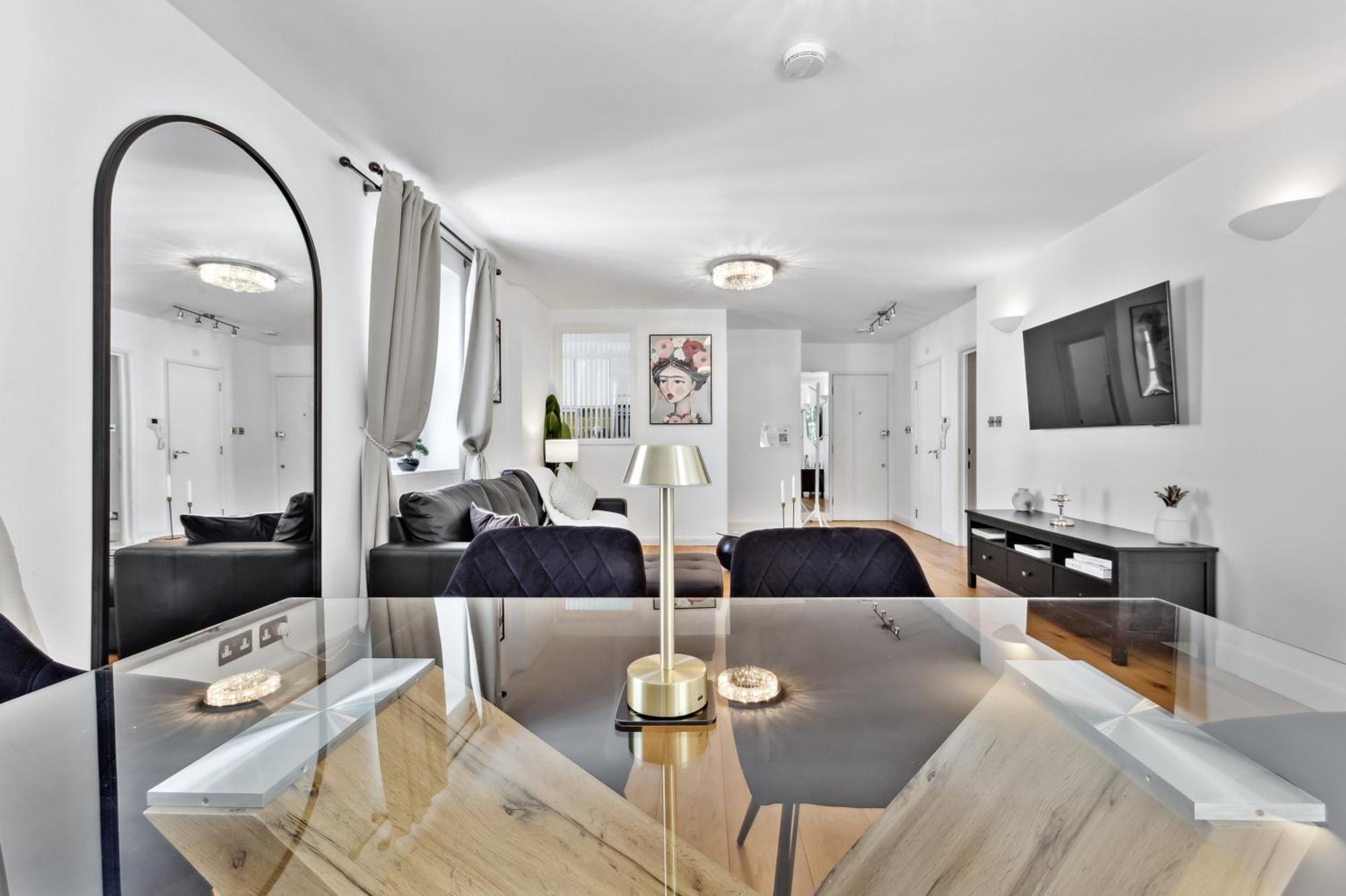 Charming Apartment By Hyde Park ลอนดอน ภายนอก รูปภาพ